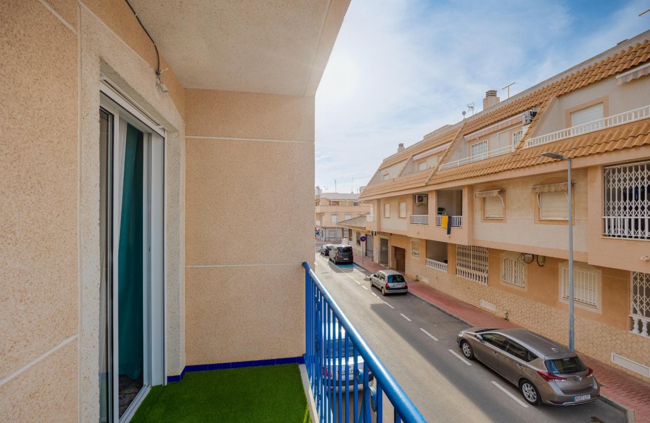 Resale - Apartment / flat - Torrevieja - PLAYA NAUFRAGOS