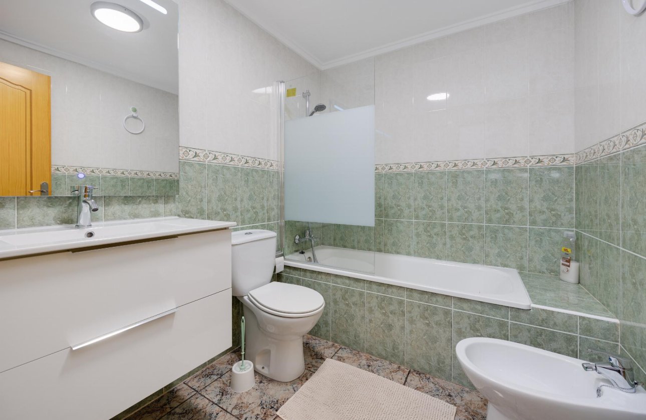 Resale - Apartment / flat - Torrevieja - PLAYA NAUFRAGOS