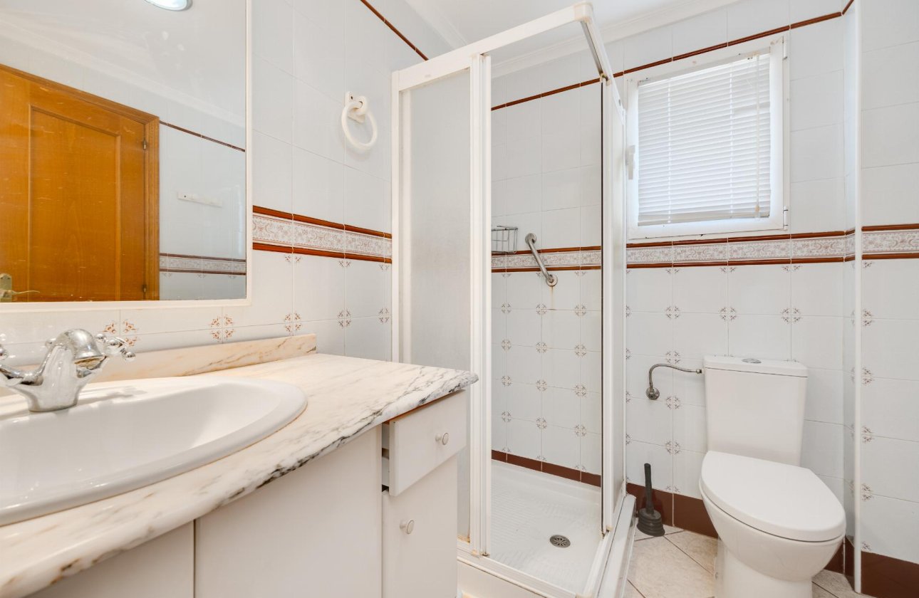 Resale - Apartment / flat - Torrevieja - Centro