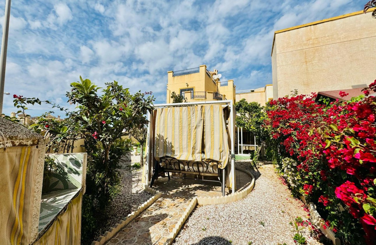 Resale - Villa - Orihuela Costa - La Zenia- Orihuela costa