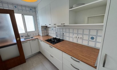 Resale - Apartment / flat - Torrevieja - Playa Acequion