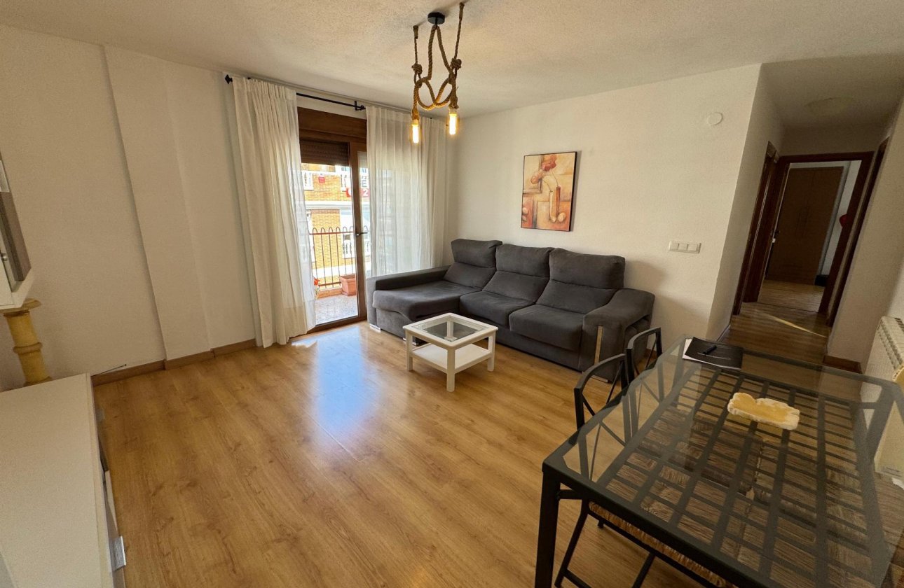 Resale - Apartment / flat - Torrevieja - Playa Acequion