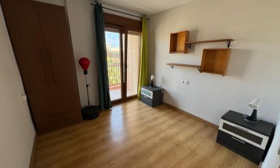 Resale - Apartment / flat - Torrevieja - Playa Acequion