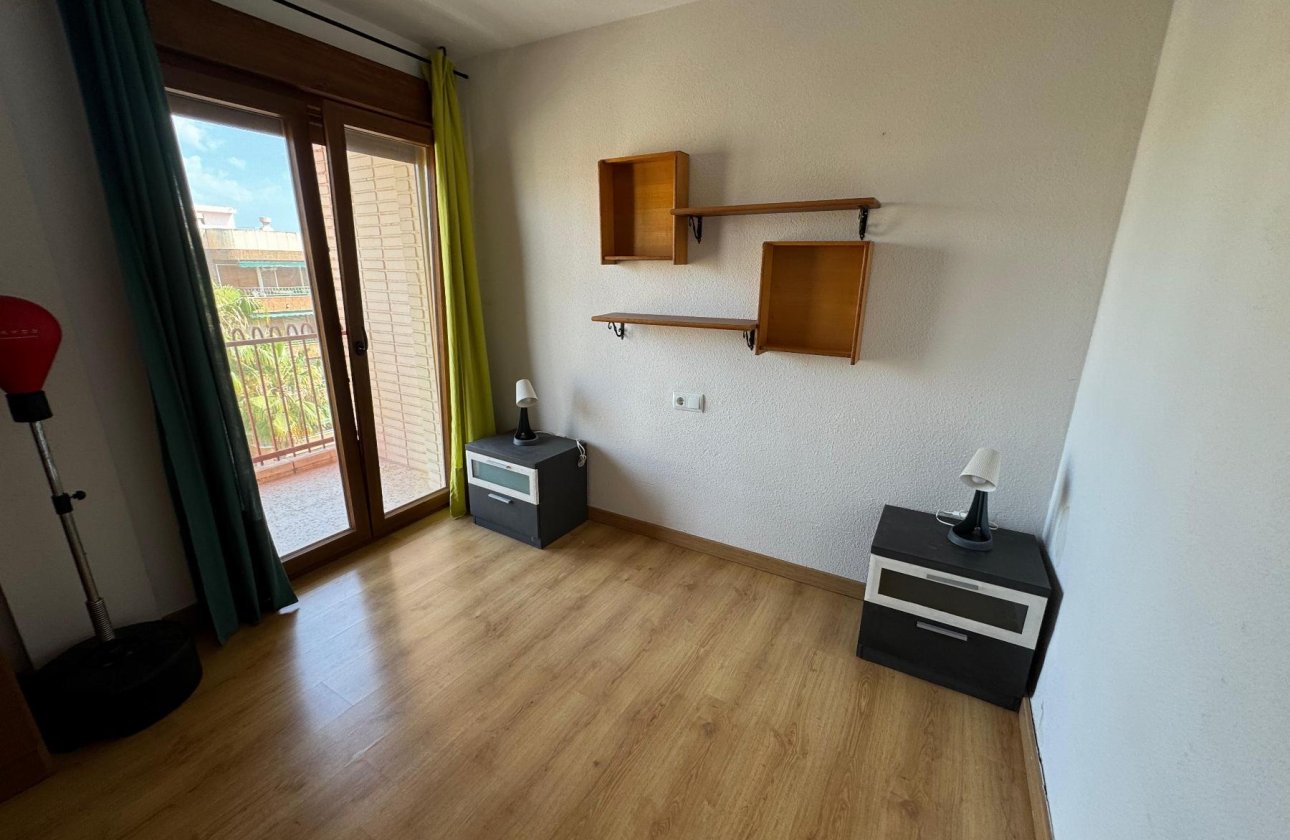 Resale - Apartment / flat - Torrevieja - Playa Acequion