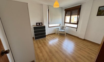 Resale - Apartment / flat - Torrevieja - Playa Acequion