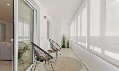 Resale - Apartment / flat - Torrevieja - Playa de La Acequion