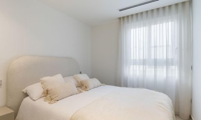 Resale - Apartment / flat - Torrevieja - Playa de La Acequion