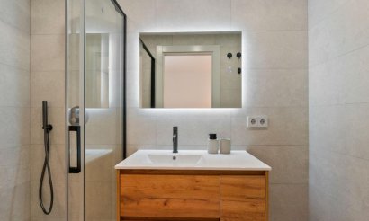 Resale - Apartment / flat - Torrevieja - Playa de La Acequion