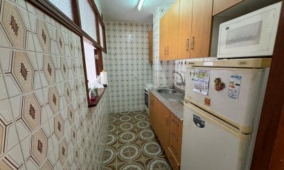 Resale - Apartment / flat - Torrevieja - Punta Prima