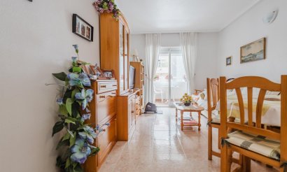 Resale - Apartment / flat - Torrevieja - Villa Madrid