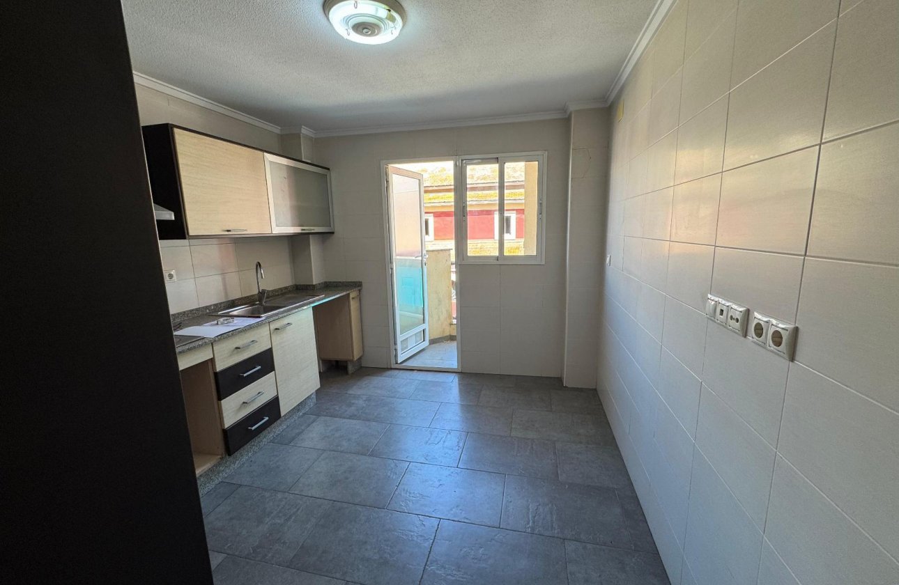 Resale - Apartment / flat - Almoradí