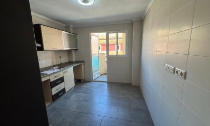 Resale - Apartment / flat - Almoradí
