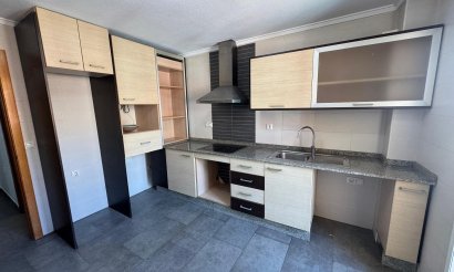 Resale - Apartment / flat - Almoradí