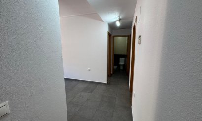 Resale - Apartment / flat - Almoradí