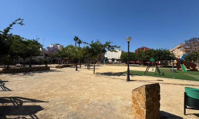 Resale - Apartment / flat - Almoradí