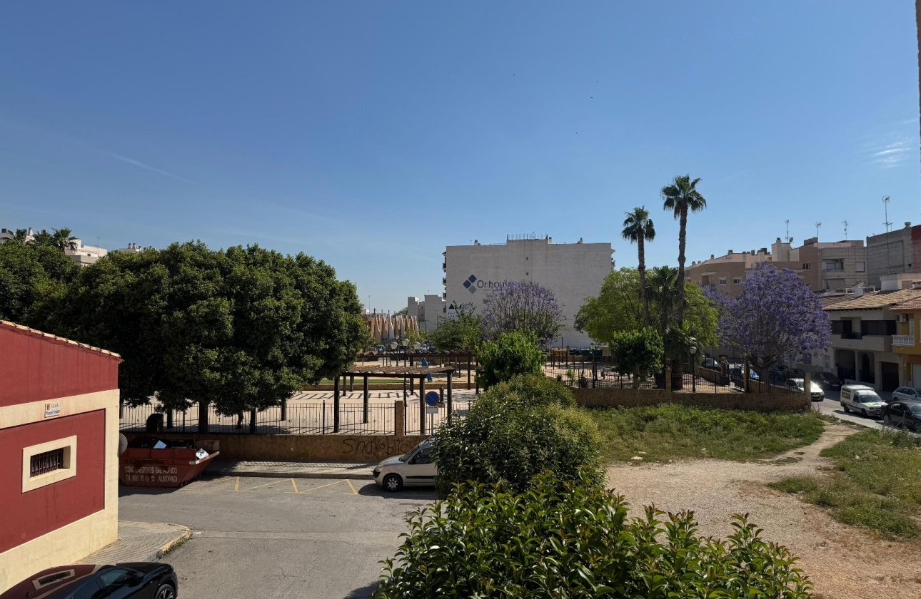 Resale - Apartment / flat - Almoradí