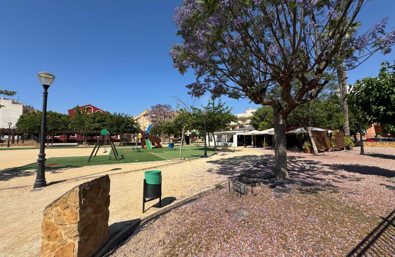 Resale - Apartment / flat - Almoradí