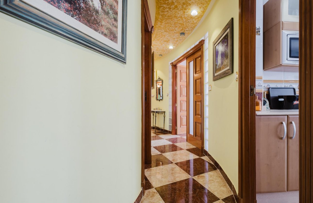 Resale - Apartment / flat - Torrevieja - PLAYA NAUFRAGOS