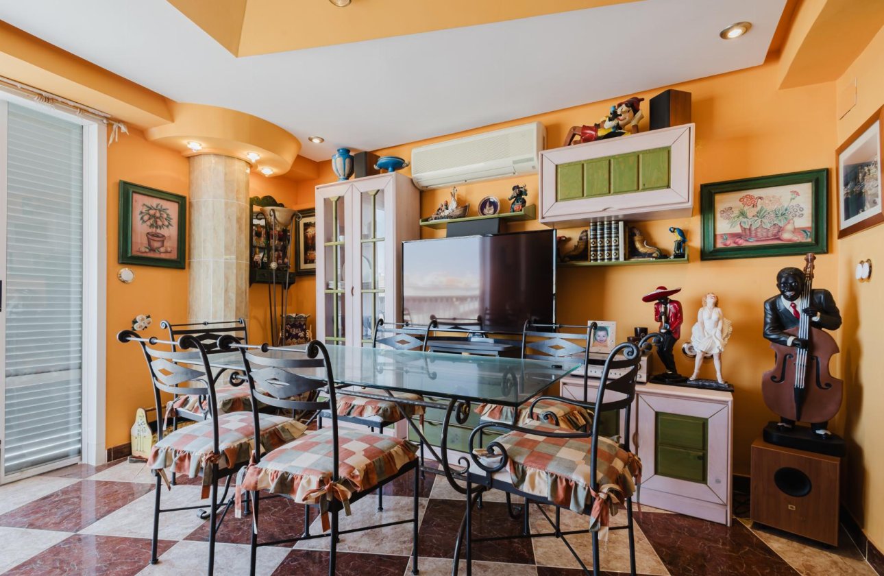 Resale - Apartment / flat - Torrevieja - PLAYA NAUFRAGOS