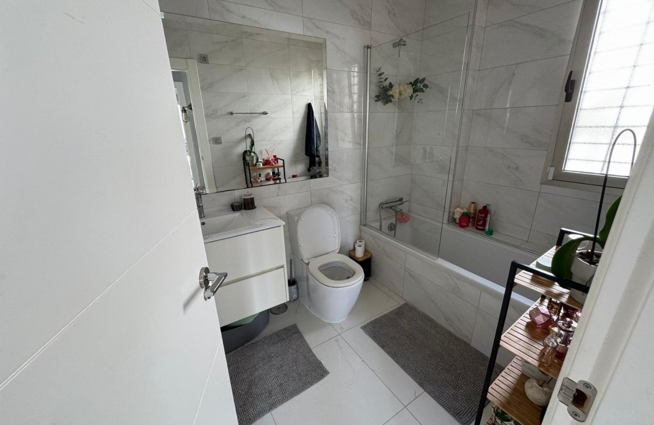 Resale - Villa - Orihuela Costa - Villamartín