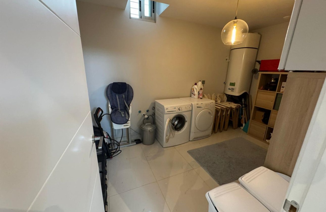 Resale - Villa - Orihuela Costa - Villamartín