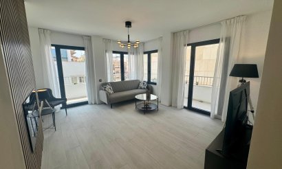 Resale - Apartment / flat - Torrevieja - CLUB NAUTICO TORREVIEJA