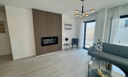 Resale - Apartment / flat - Torrevieja - CLUB NAUTICO TORREVIEJA