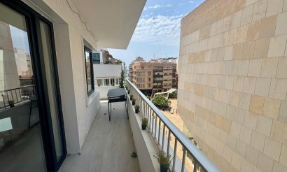 Resale - Apartment / flat - Torrevieja - CLUB NAUTICO TORREVIEJA