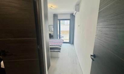 Resale - Apartment / flat - Torrevieja - CLUB NAUTICO TORREVIEJA