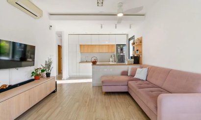 Resale - Villa - Orihuela Costa - La Zenia