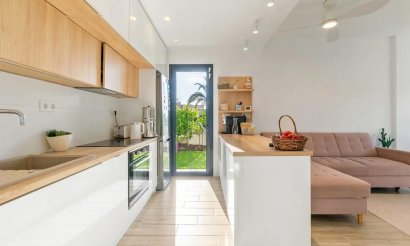 Resale - Villa - Orihuela Costa - La Zenia