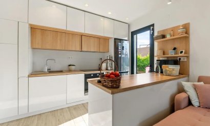 Resale - Villa - Orihuela Costa - La Zenia