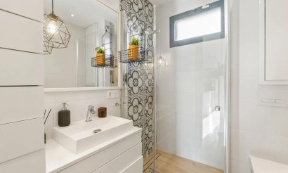 Resale - Villa - Orihuela Costa - La Zenia