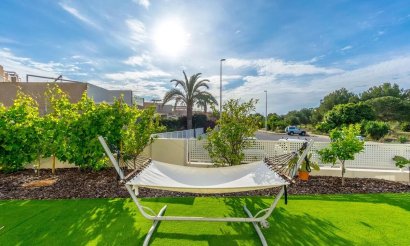 Resale - Villa - Orihuela Costa - La Zenia