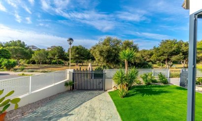 Resale - Villa - Orihuela Costa - La Zenia