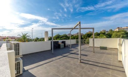 Resale - Villa - Orihuela Costa - La Zenia