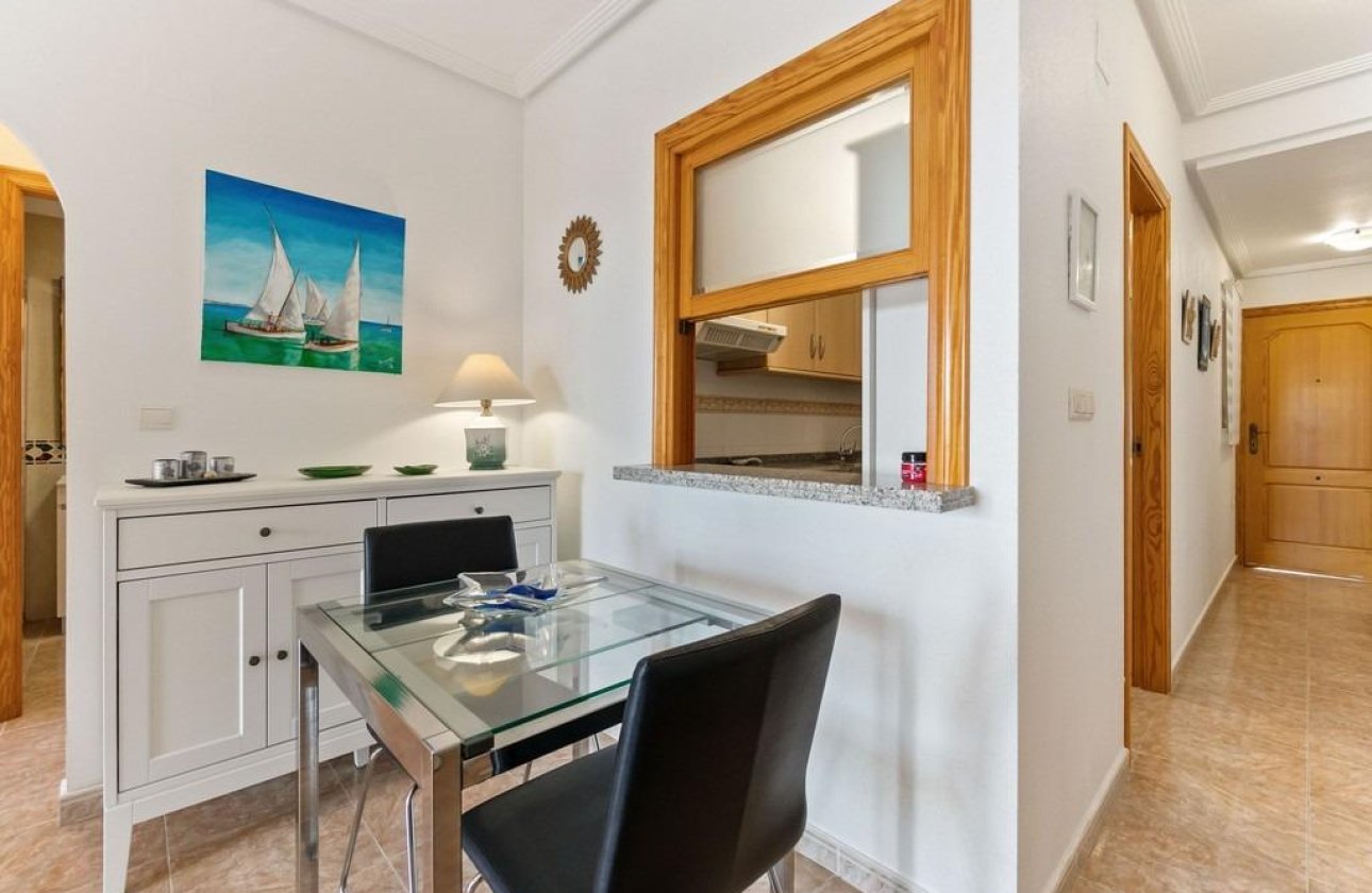 Resale - Apartment / flat - Orihuela Costa - Campoamor