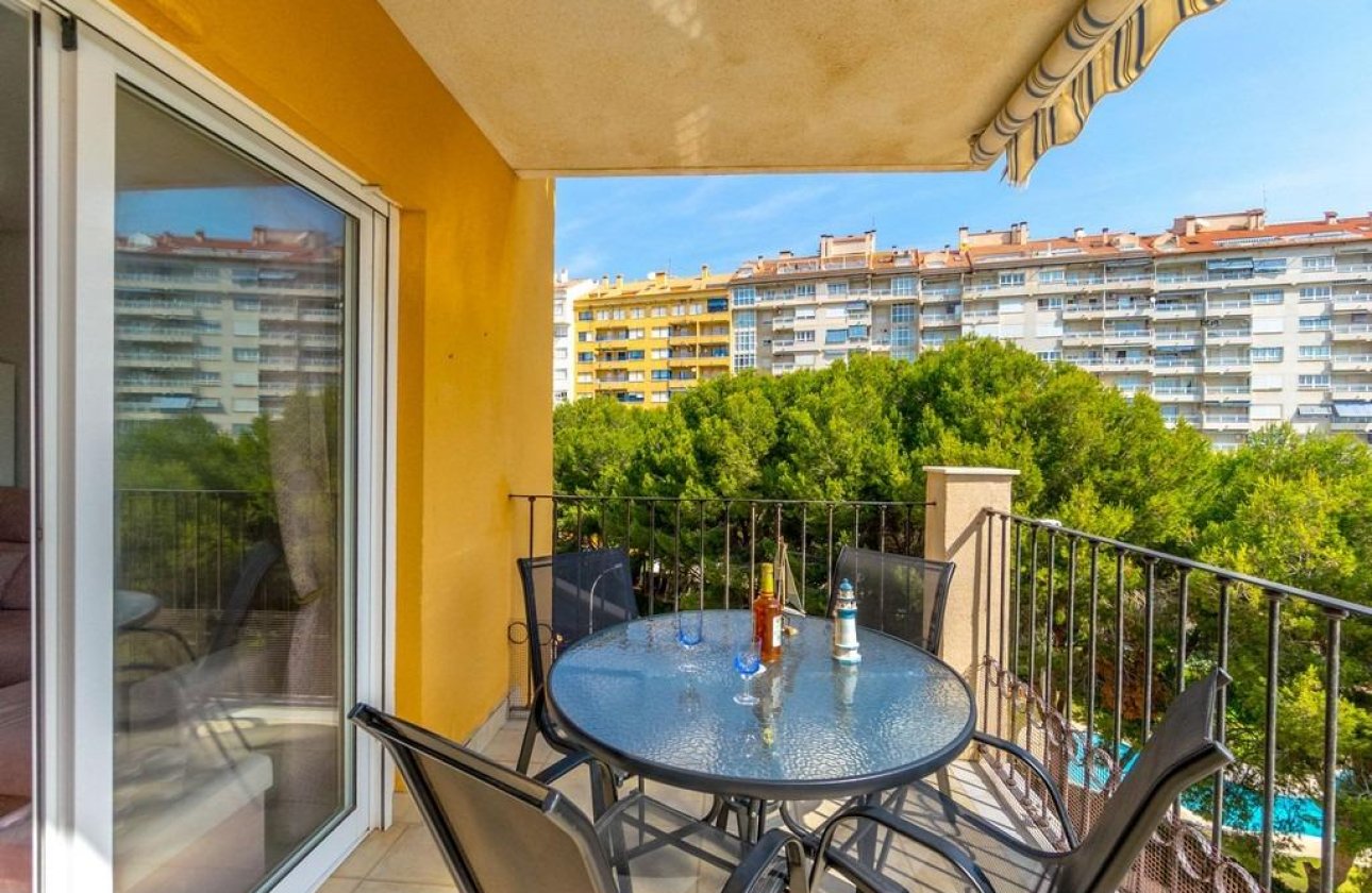 Resale - Apartment / flat - Orihuela Costa - Campoamor