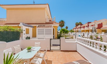 Resale - Townhouse - Ciudad Quesada - Doña pepa