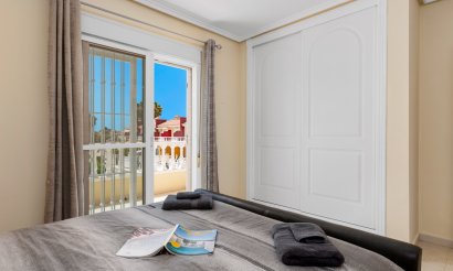 Resale - Townhouse - Ciudad Quesada - Doña pepa