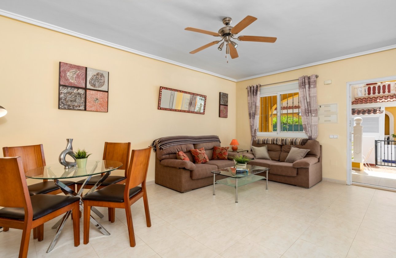 Resale - Townhouse - Ciudad Quesada - Doña pepa