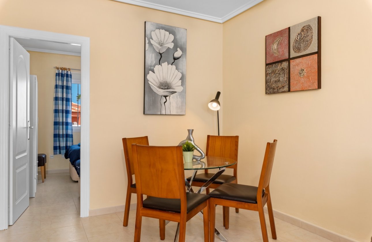Resale - Townhouse - Ciudad Quesada - Doña pepa