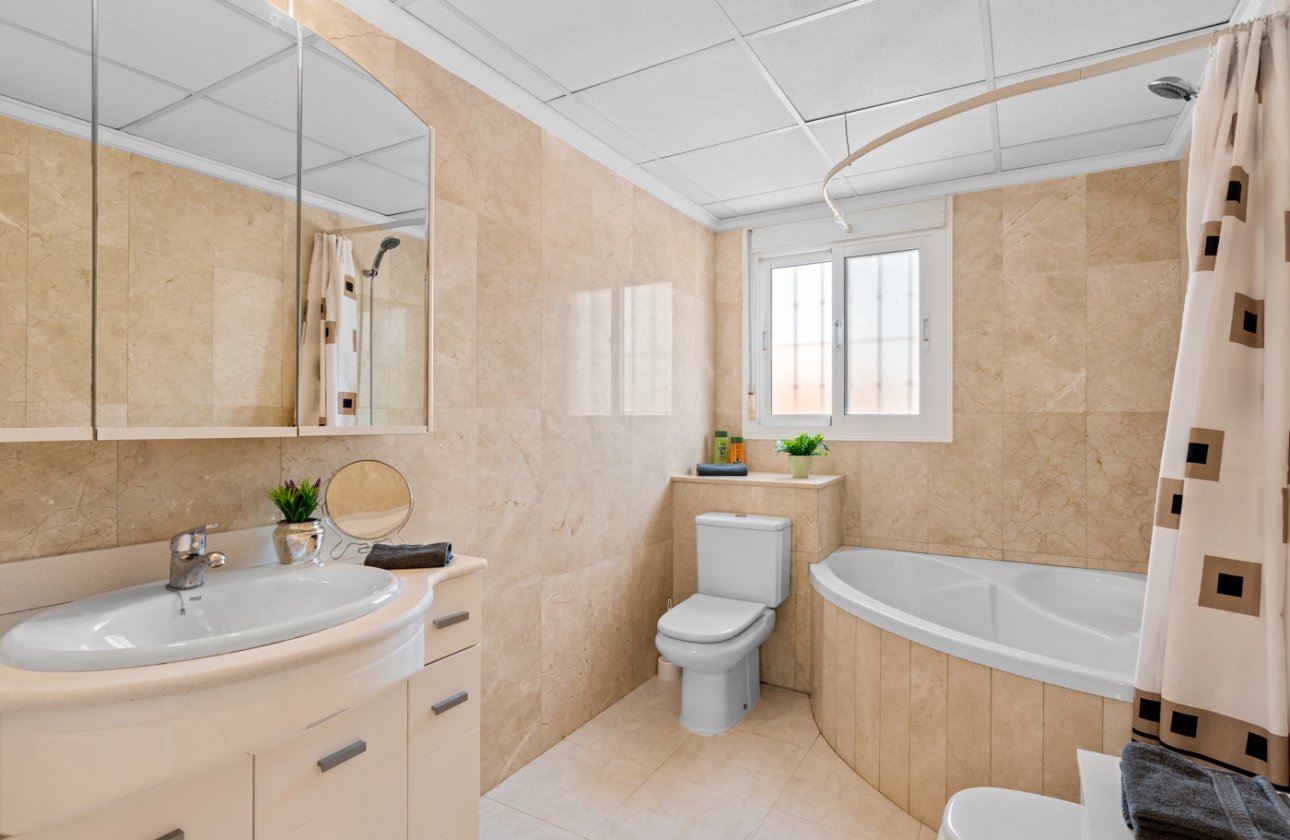 Resale - Townhouse - Ciudad Quesada - Doña pepa