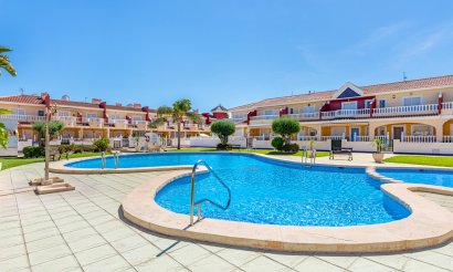 Resale - Townhouse - Ciudad Quesada - Doña pepa