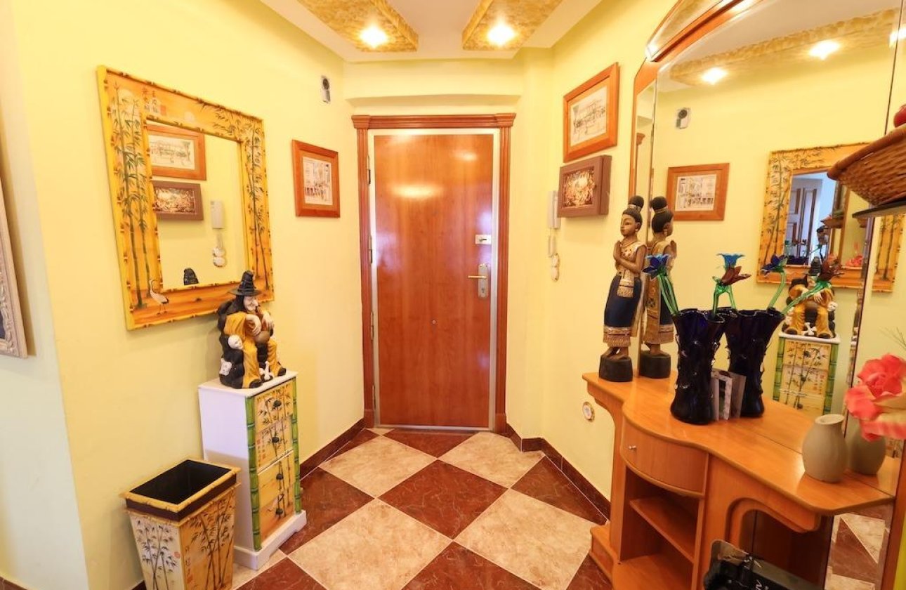 Resale - Apartment / flat - Torrevieja - Acequion