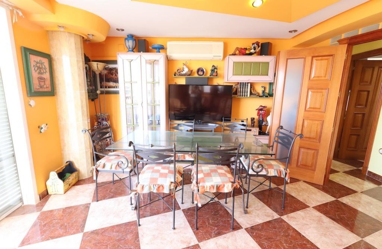 Resale - Apartment / flat - Torrevieja - Acequion