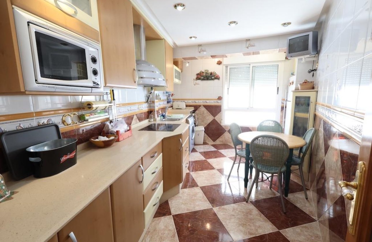 Resale - Apartment / flat - Torrevieja - Acequion