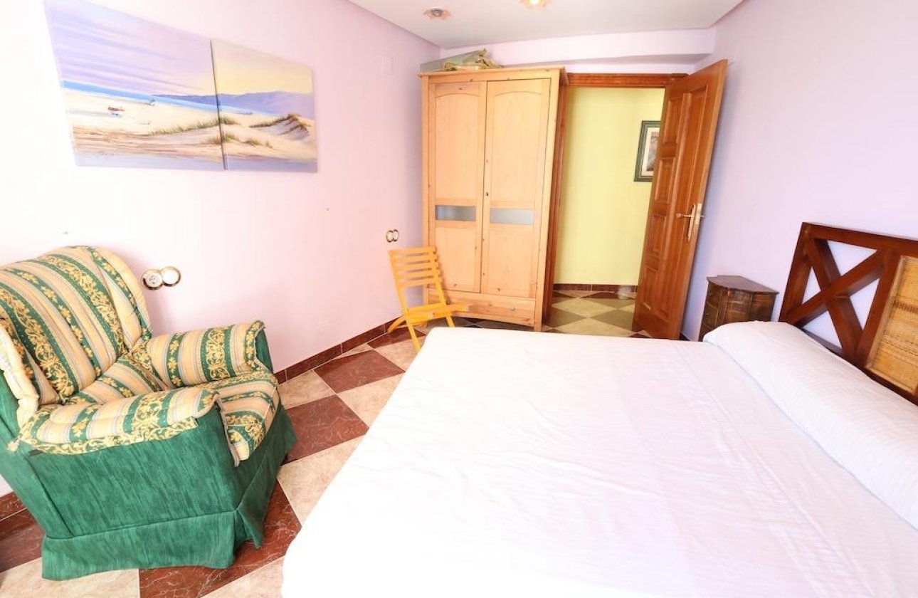 Resale - Apartment / flat - Torrevieja - Acequion