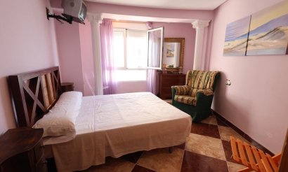 Resale - Apartment / flat - Torrevieja - Acequion