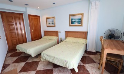 Resale - Apartment / flat - Torrevieja - Acequion